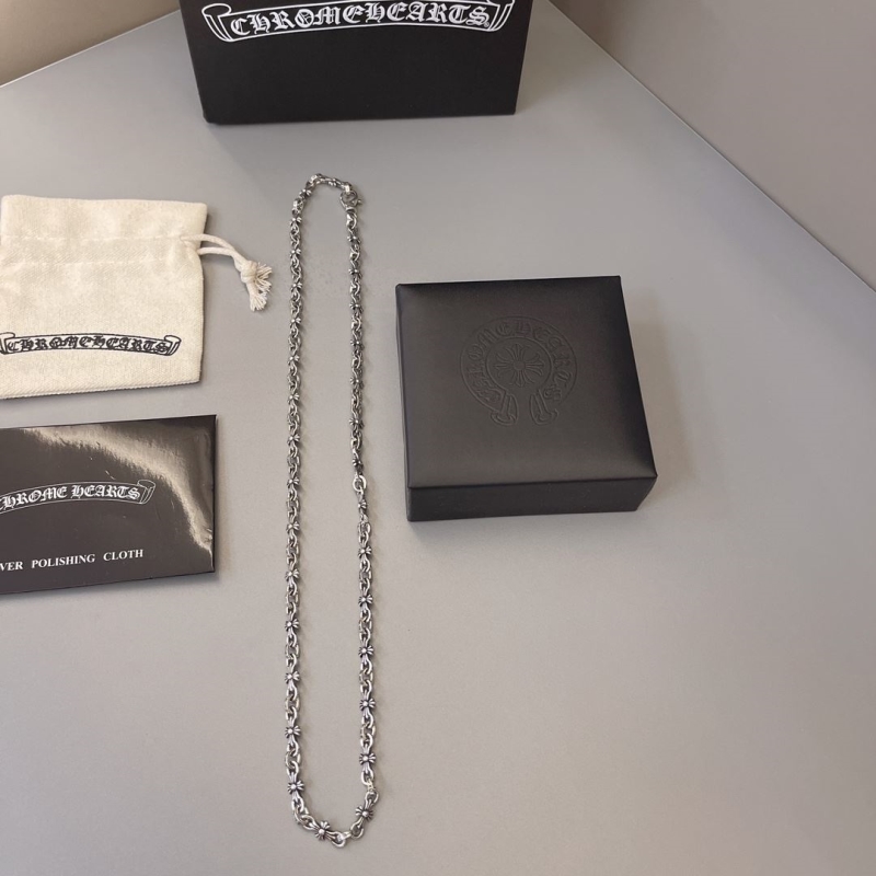 Ch**me He**ts necklaces